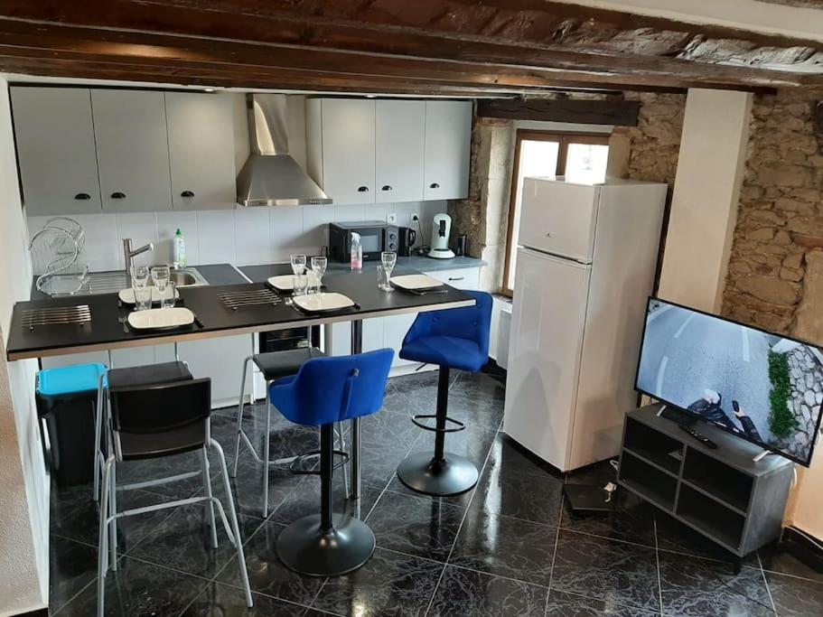 Ferienwohnung T3 Hyper-Centre Au Calme Tout Equipe Parking Prive Castres  Exterior foto