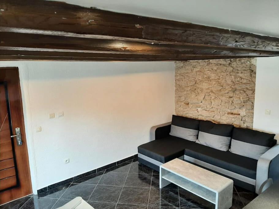 Ferienwohnung T3 Hyper-Centre Au Calme Tout Equipe Parking Prive Castres  Exterior foto